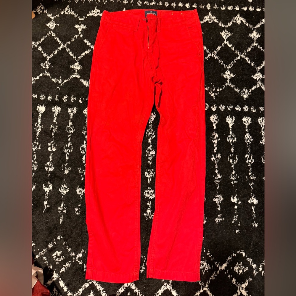 American Eagle Outfitters Men's Red chino straight slim Pants 32
